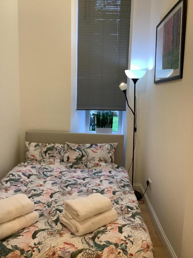 Ground Floor Apartment With Garden 格拉斯哥 外观 照片