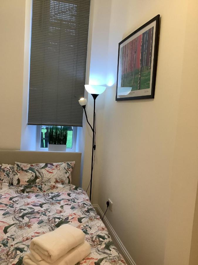 Ground Floor Apartment With Garden 格拉斯哥 外观 照片